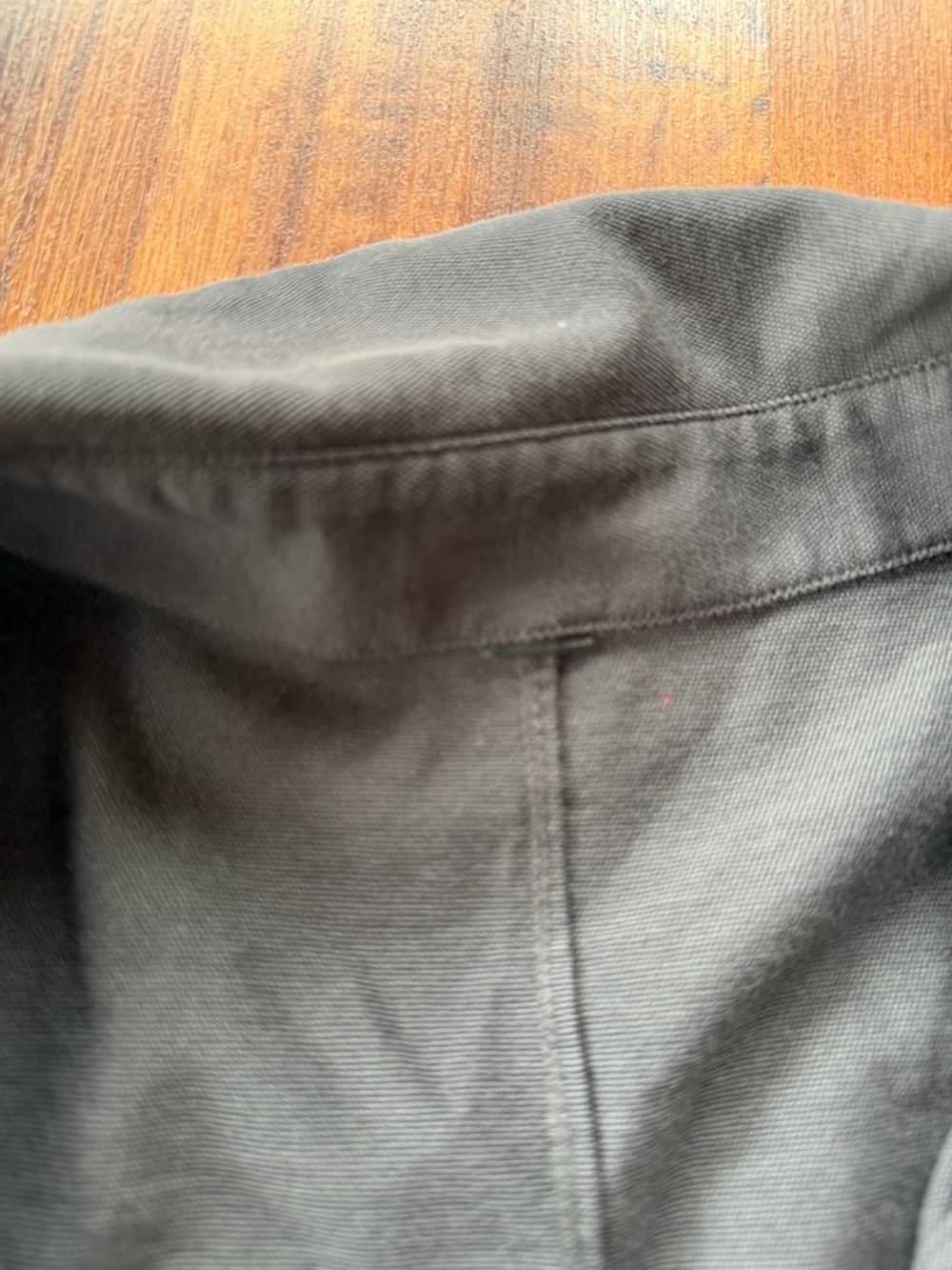 lululemon athletica Men's Long Sleeve Button-Up Shirt - Black - Picture 5 of 6